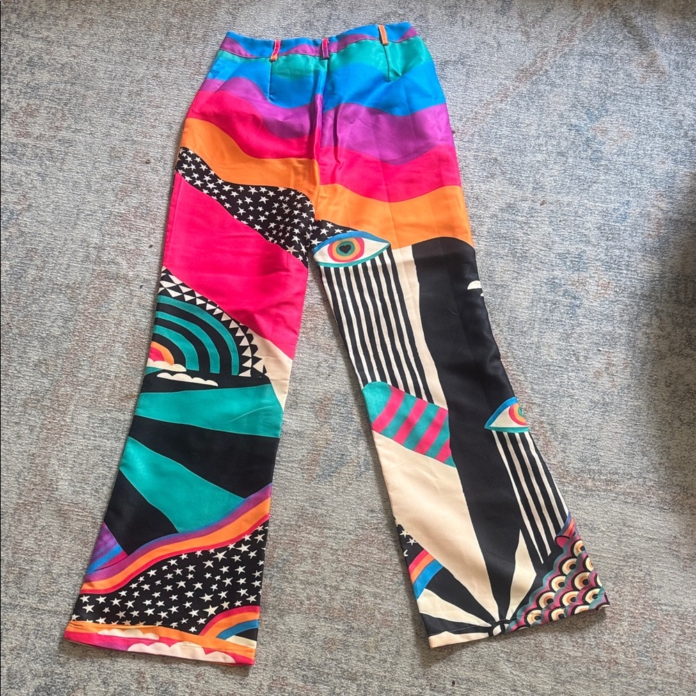 Colorful Geometric Patterned Pants - Picture 4 of 7